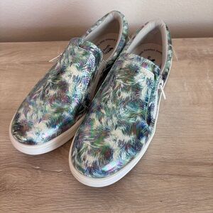 Spring Step  Whispie-Tufts-Blum Irridescent Uniform Slip Resistant Shoe‎ Size 8